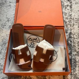 Hermes Oran Sandals Size 37 in Tan/Camel - great condition! (price negotiable)